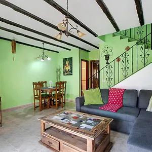 https://casa-san-isidro.adeje-hotels.com